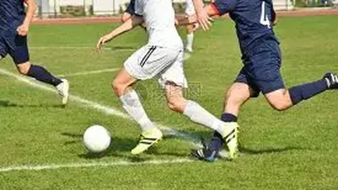 11.24足球赛事前瞻：详析10场精彩对决，提供胜平负预测！